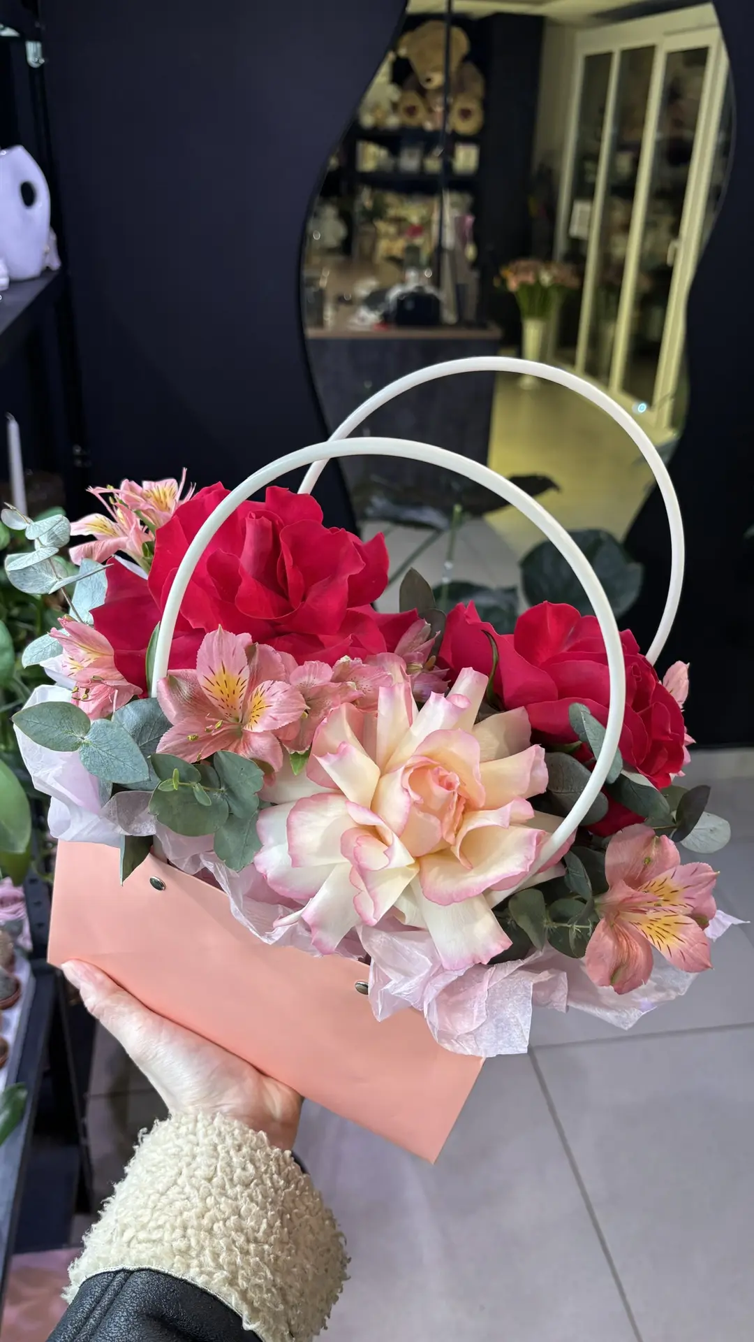 Яркая сумочка