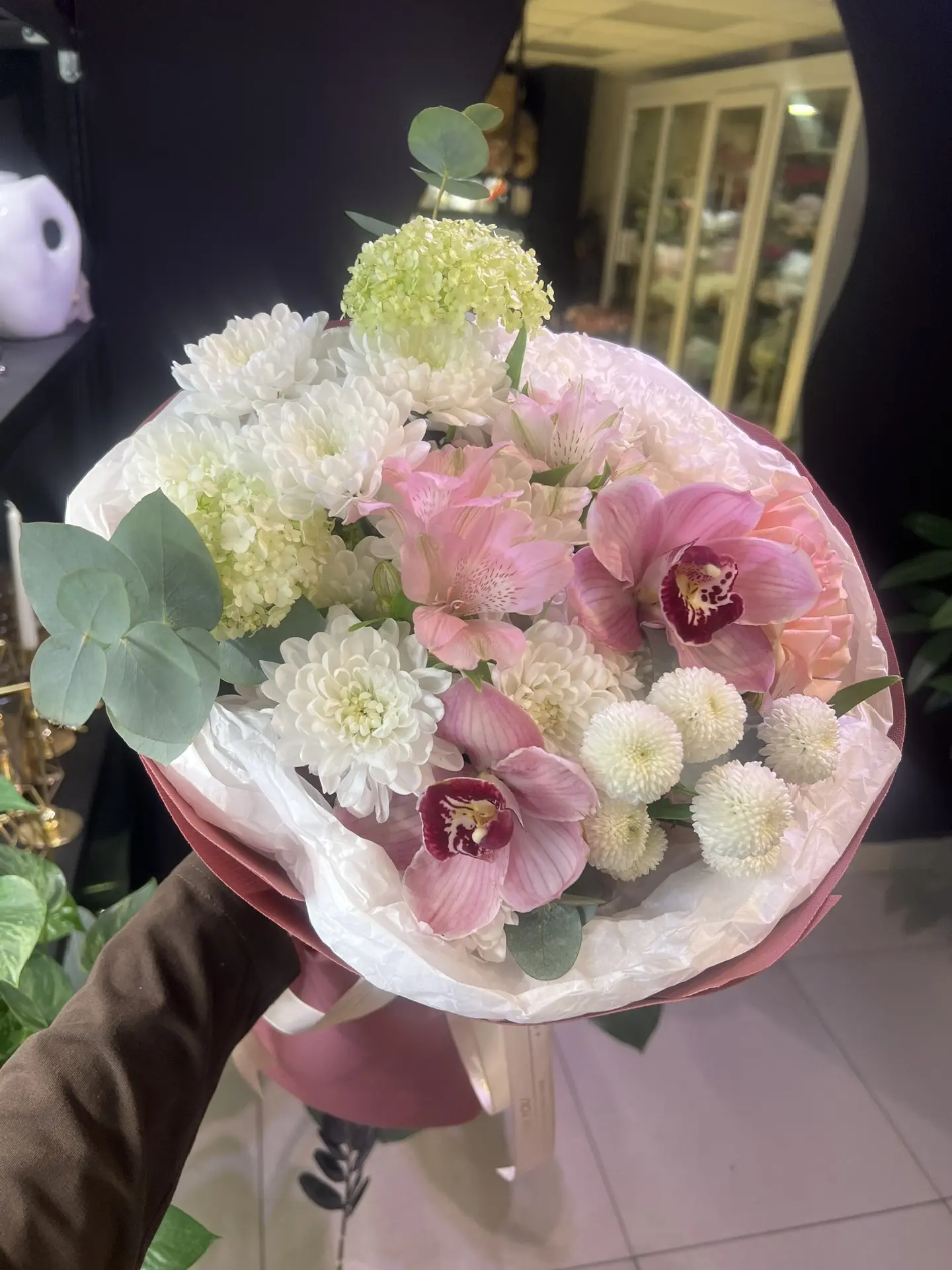 Авторский букет с орхидеей Цимбидиум