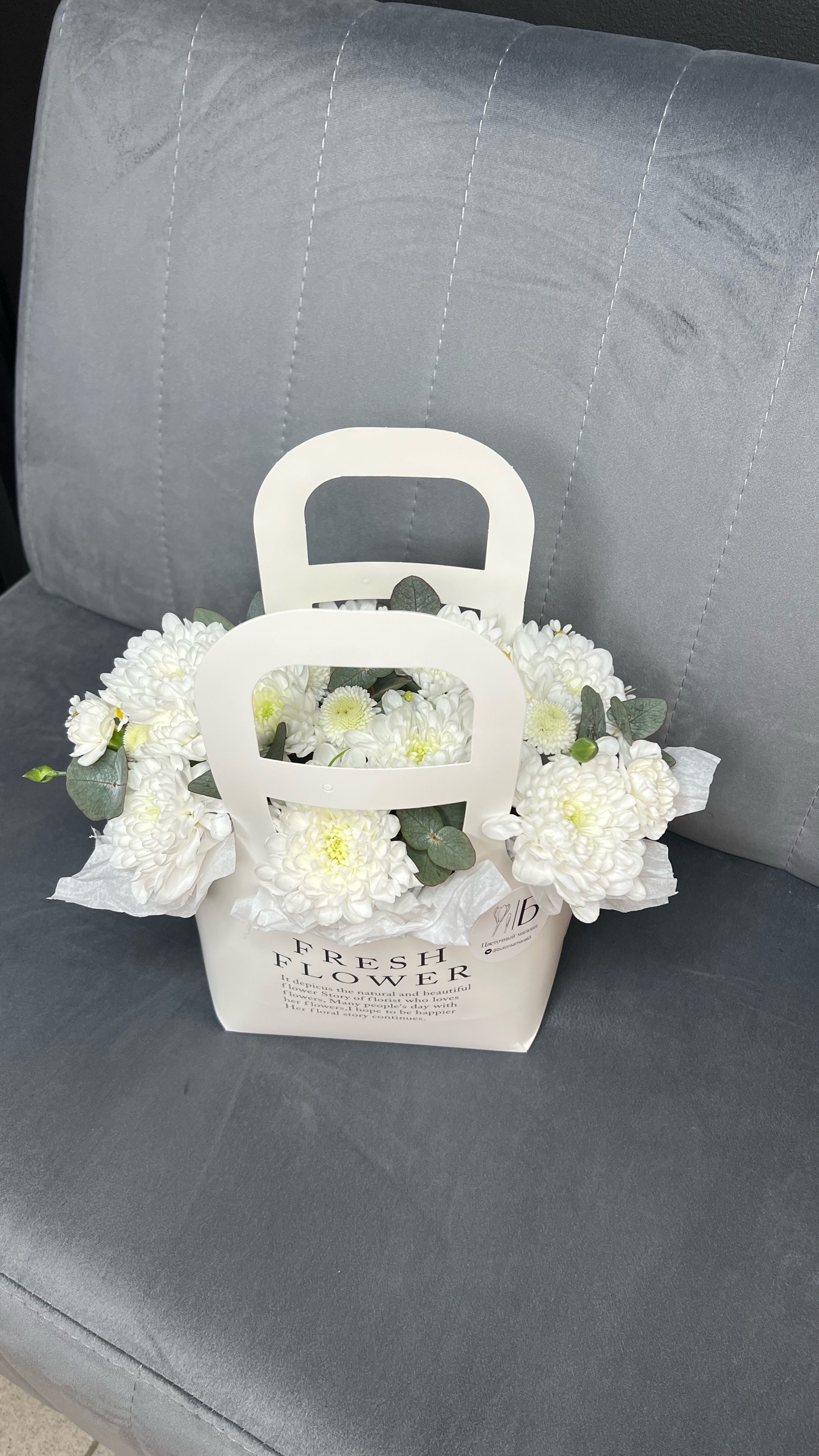 Весення белая композиция