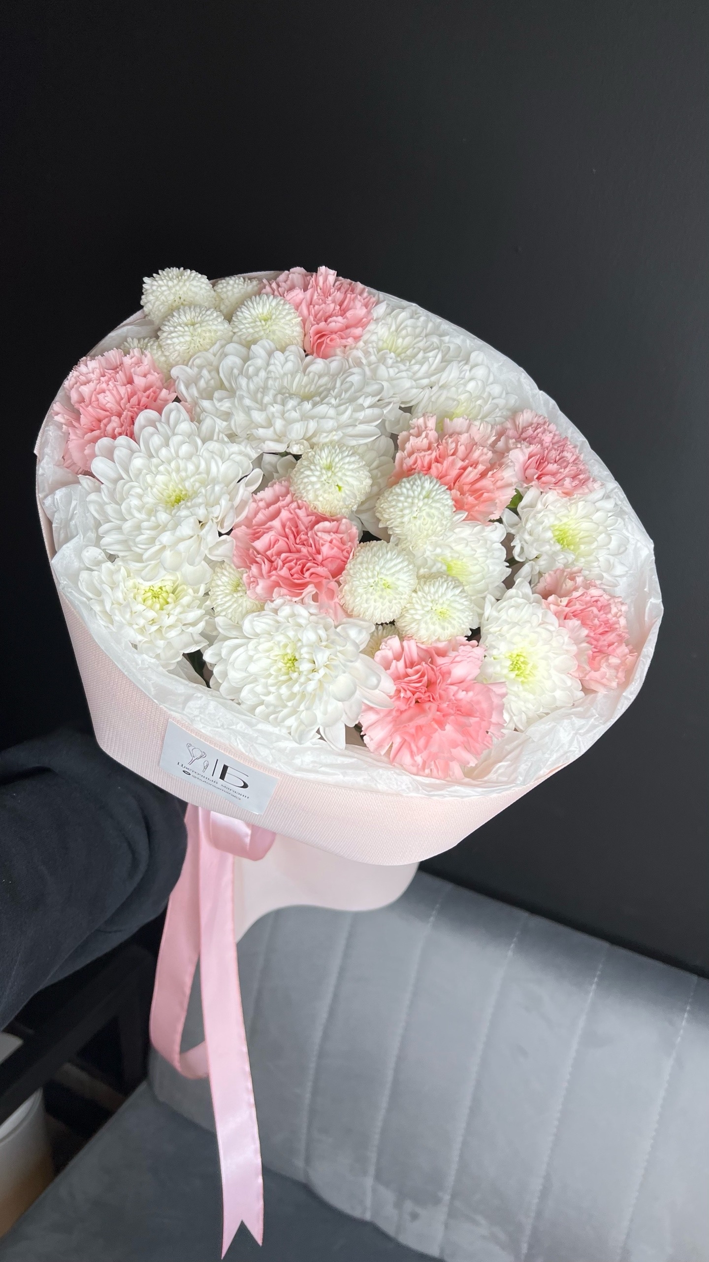 Авторский букет с диантусами