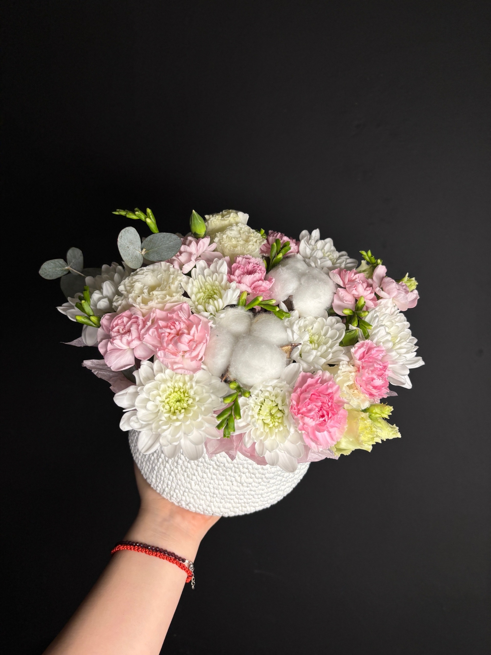 Авторская композиция в кашпо ручной работы