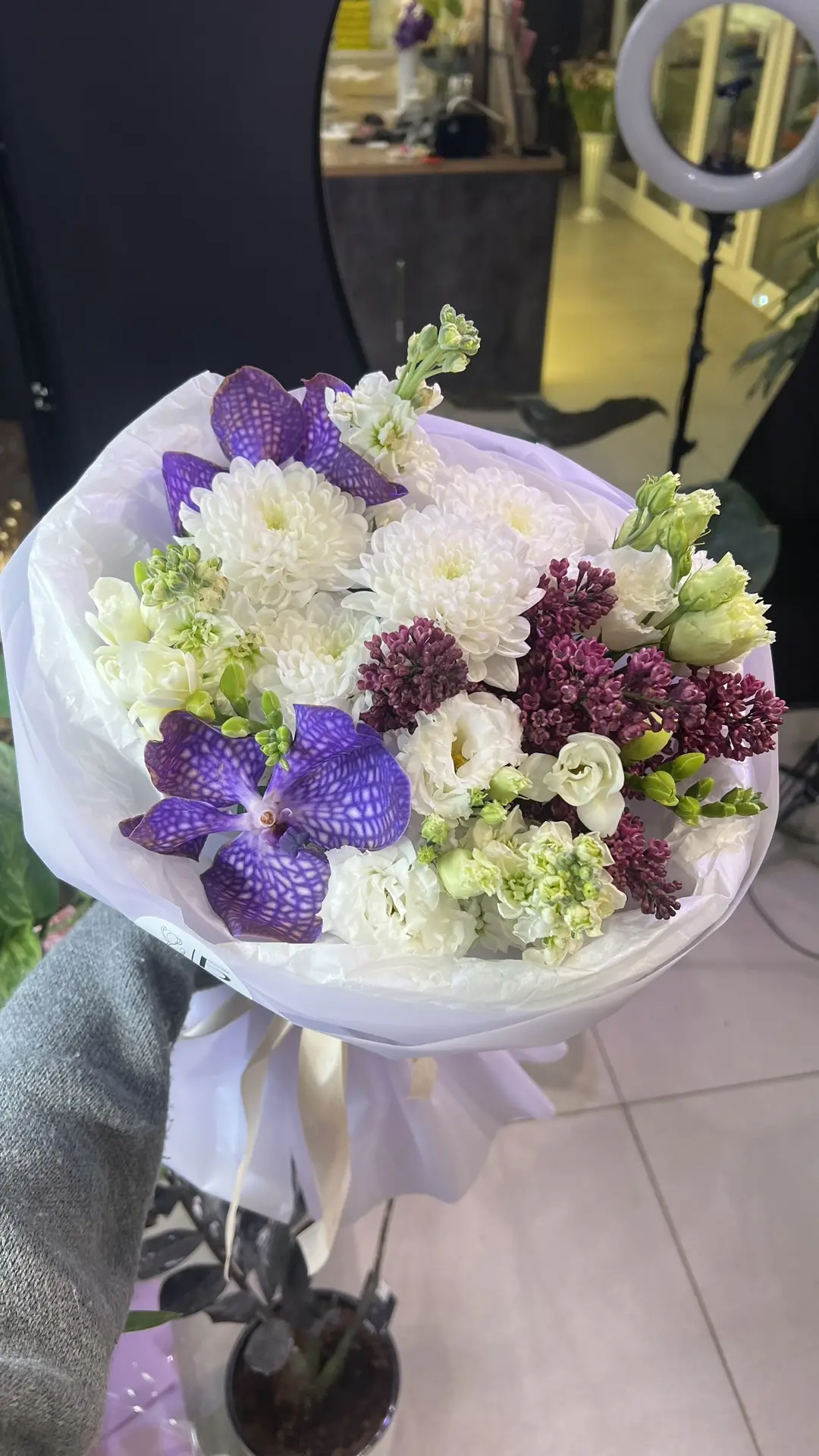 Весенний букет с сиренью