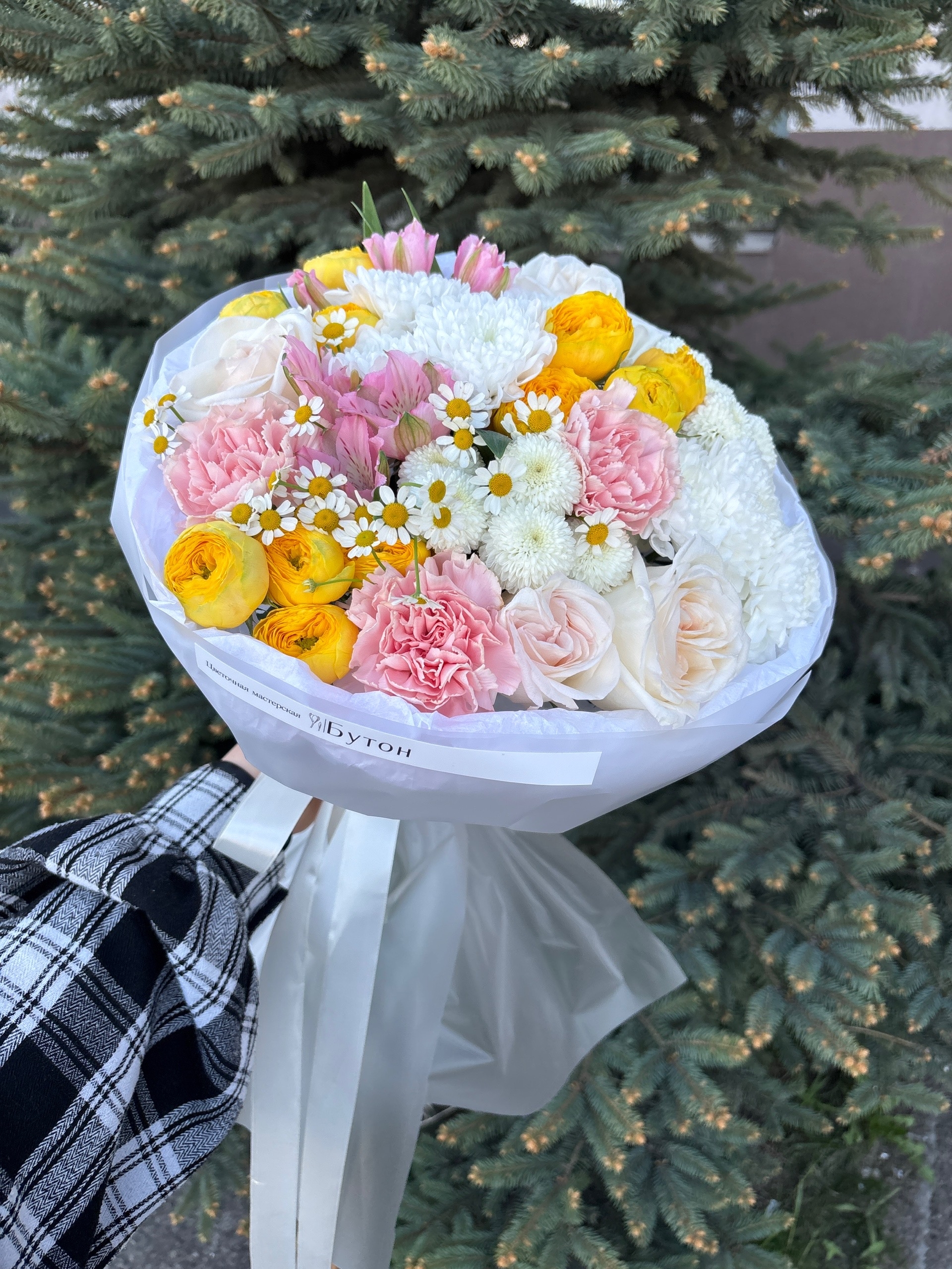 Авторский букет с розами