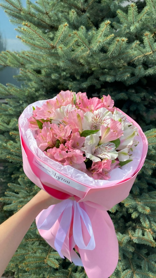 Mono-букет из 7 альстромерий