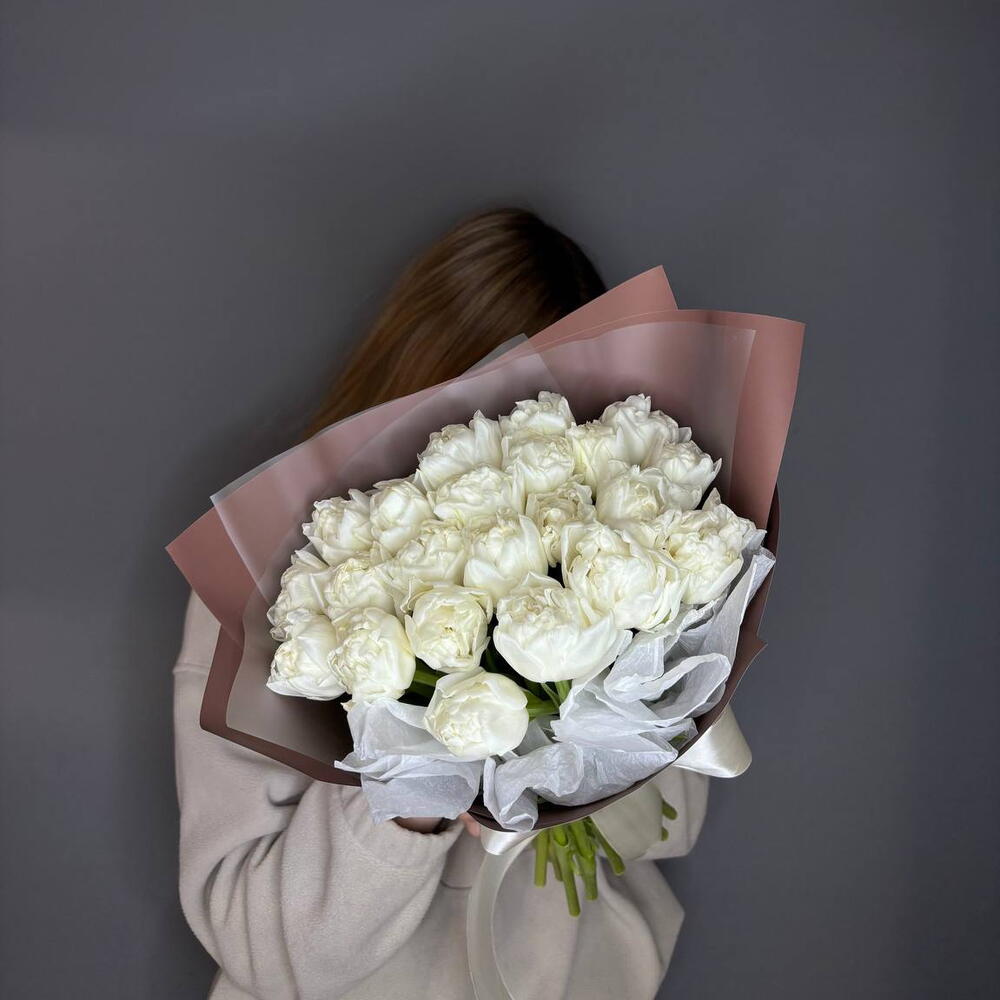 Mono-букет с пионовидными тюльпанами