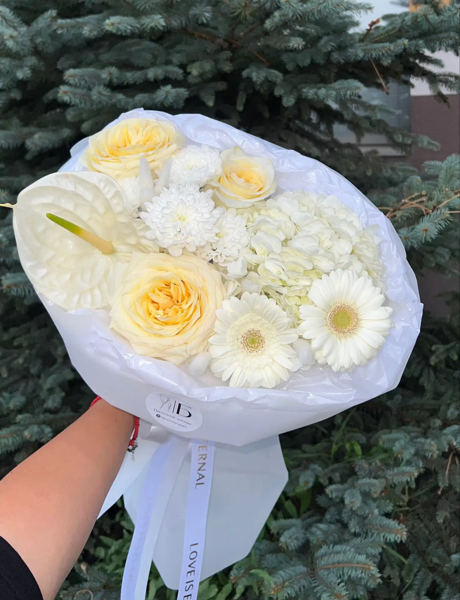 Авторский букет с антуриумом